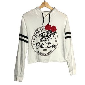 On Fire 'Cali Love' Graphic Print Cropped White Hoodie